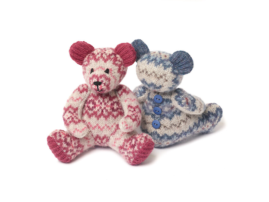 Peerie Burra Bears dark pink/dark blue small